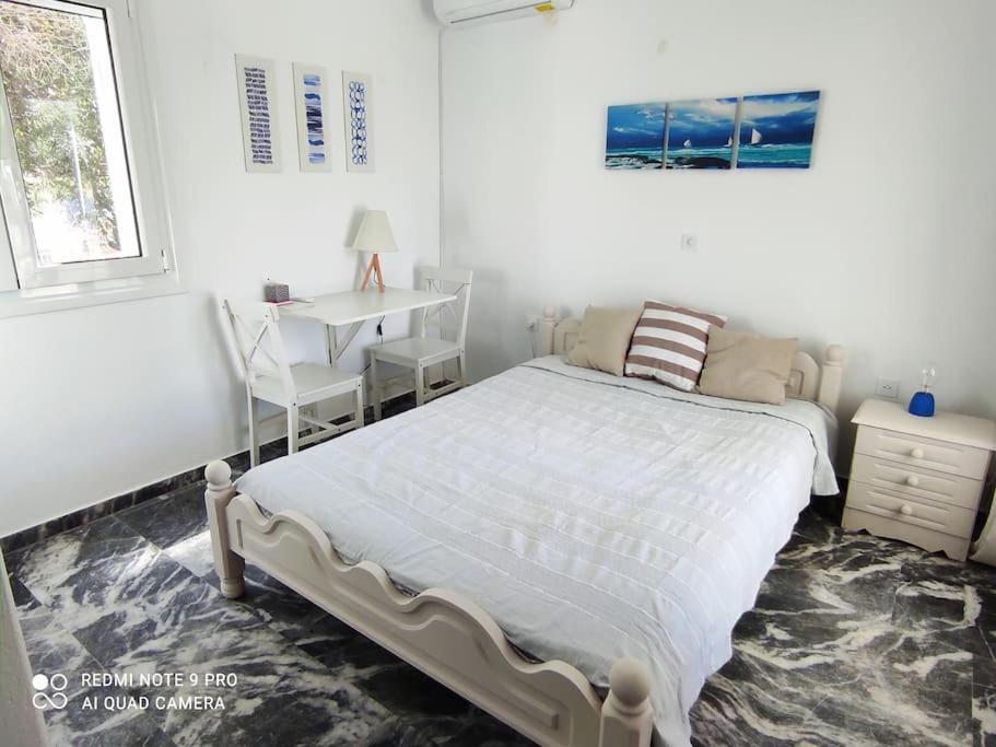 White Villa In Olive Trees And Seaview To Panagia Almiropótamos 외부 사진