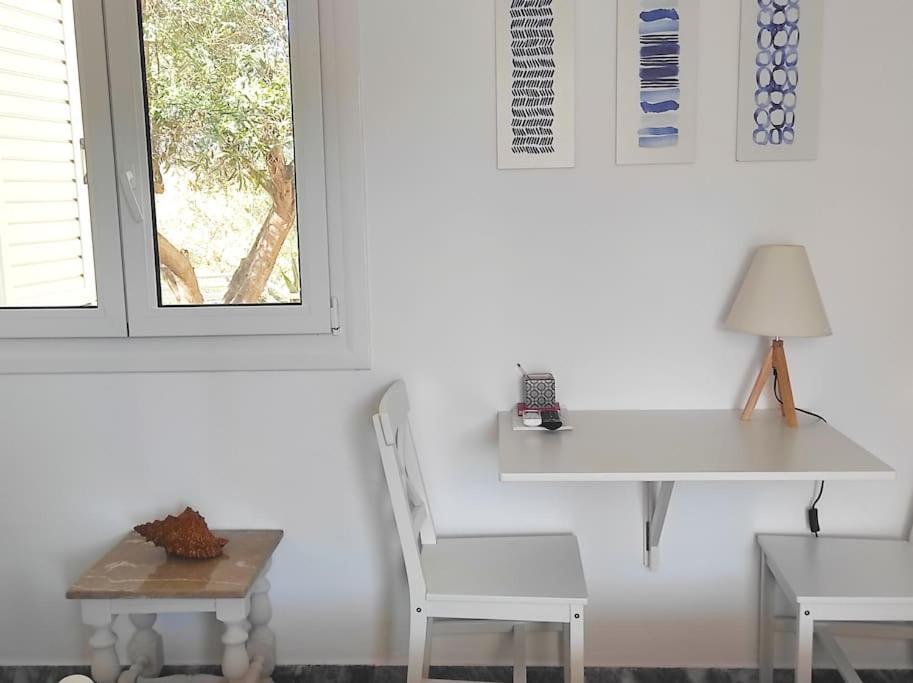 White Villa In Olive Trees And Seaview To Panagia Almiropótamos 외부 사진